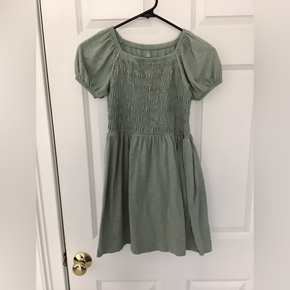 GAP Kids Dress in Soft Green